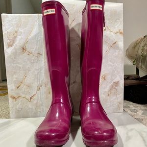 Pink hunter boots